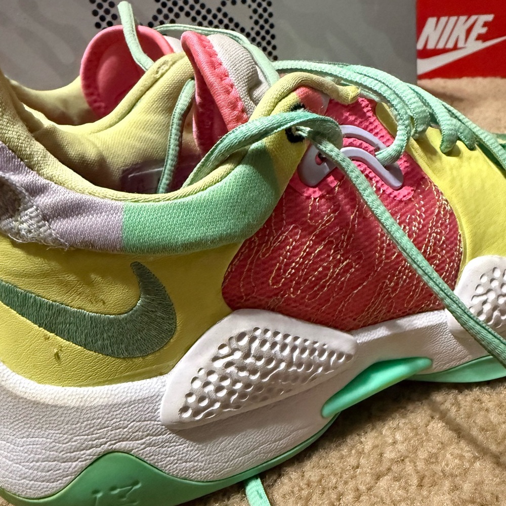 Nike Pastel Green and Pink Sneakers - Picture 4 of 6